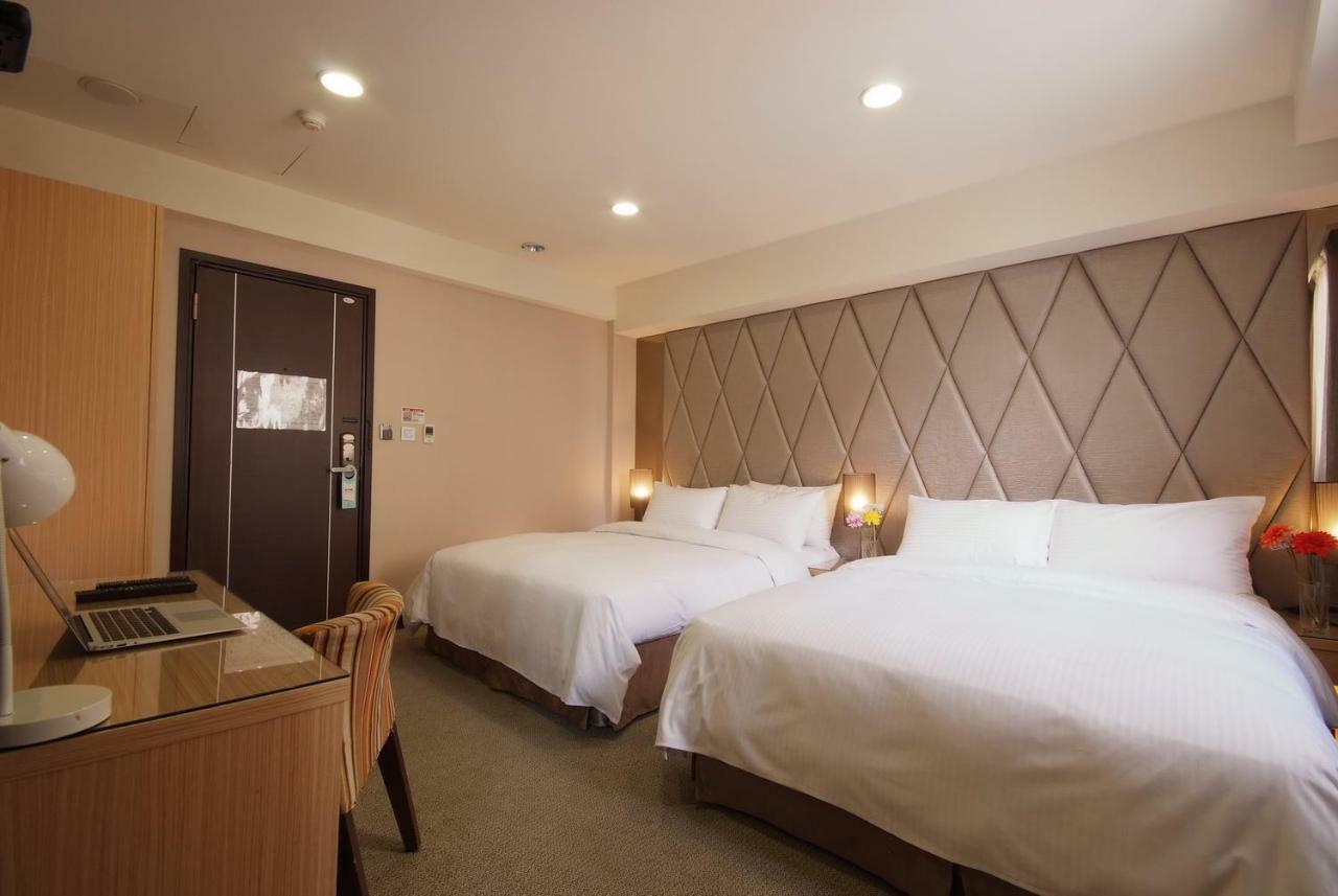 The Metro Hotel Taichung Extérieur photo