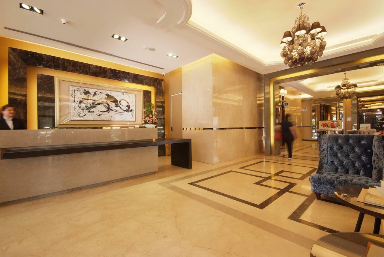The Metro Hotel Taichung Extérieur photo